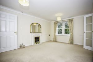 Lounge- click for photo gallery
